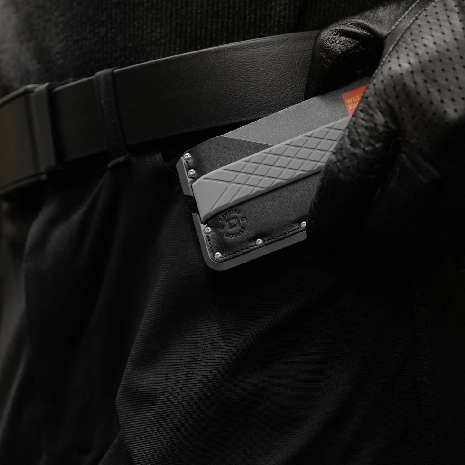 D01 Dapper™ Wallet - Special Edition - Batwing Grey - Image 4