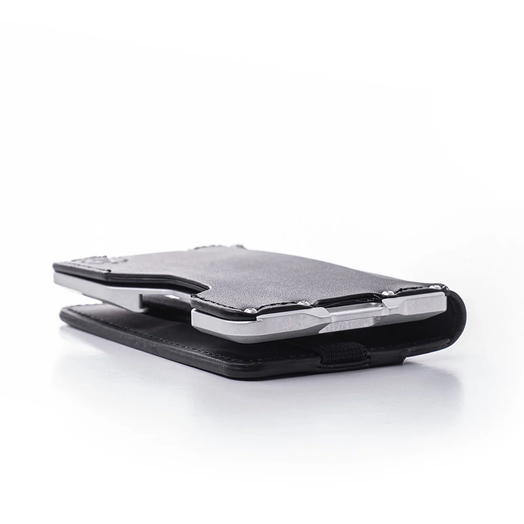 D03 Dapper™ Bifold Wallet - Image 15