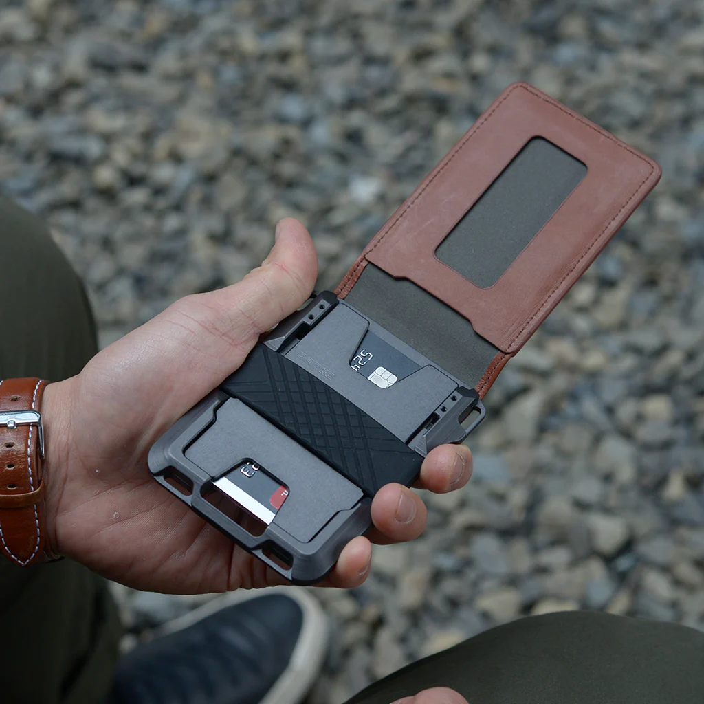 M1 Maverick™ Bifold Wallet - 4 Pocket Bifold Leather - Image 19