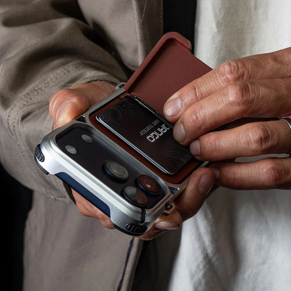 MagSafe Lite Wallet - Image 11
