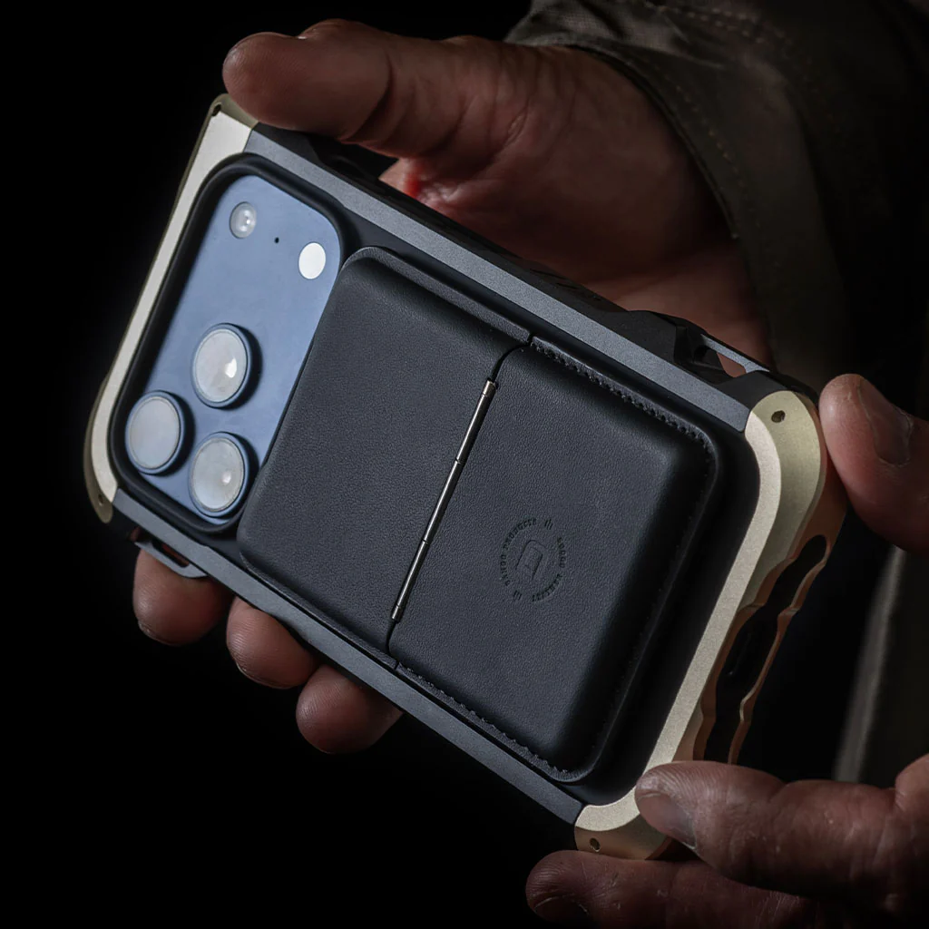 MagSafe Lite Wallet - Image 12