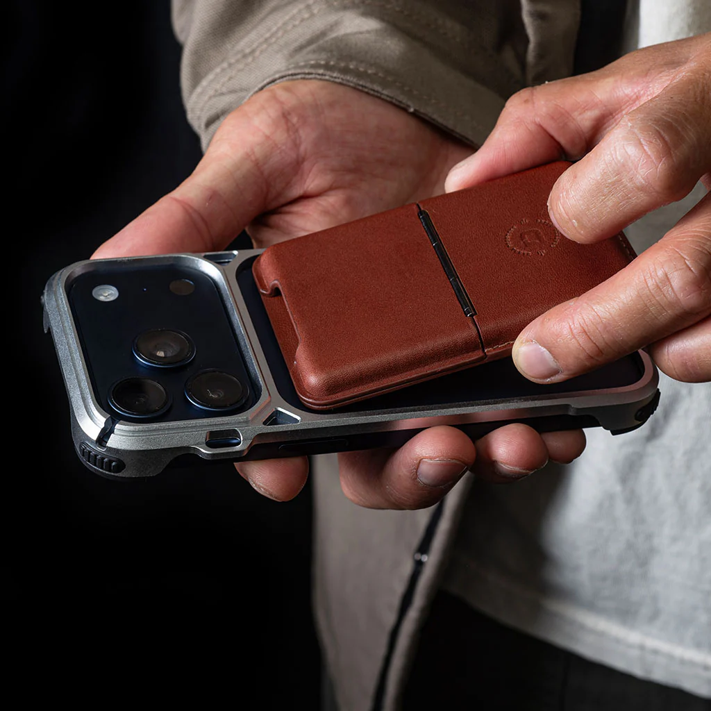 MagSafe Lite Wallet - Image 14