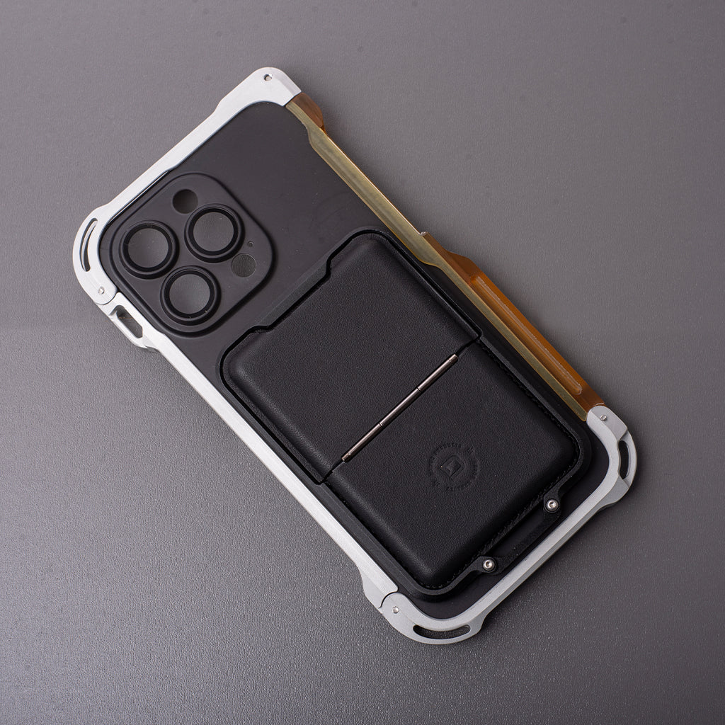 MagSafe Wallet - Image 17