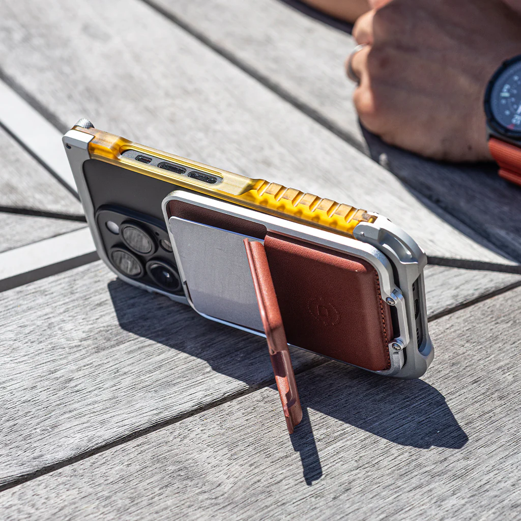 MagSafe Wallet - Image 26