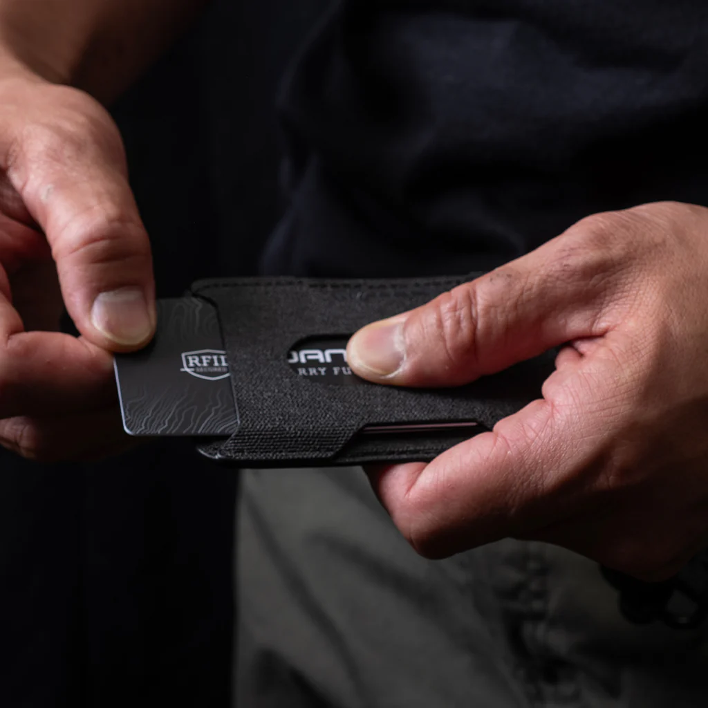 S1 Stealth™ MagSafe Phone Wallet - Image 9